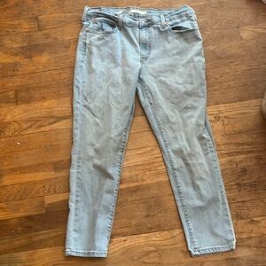 Levi’s Women’s Light Wash Boyfriend Jean